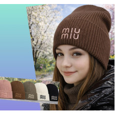 Шапка жіноча одинарна в’язка, розмір 55-57, модель шестиклінка, кругла по голові