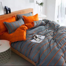 Постіль 1.5-спальна (бязь, Пакистан): простирадло 150×220, підковдра 150×220, 2 наволочки 70×70. Виробник — Україна. Опт від 1 шт.