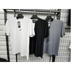 Чоловічі футболки оптом. Тканина: холодок Розміри: M–L–XL–2XL–3XL Комфортні, дихаючі, ідеальні для літа. В упаковці мікс розмірів. Замовлення від 5 штук на сайті: opt7km.net.ua