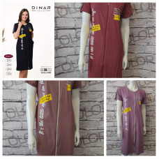 Жіноче плаття-халат DiNAR Textiles батал. Стильний дизайн з написами, застібка-блискавка спереду, короткий рукав. Зручне й практичне для дому. Розміри: 2XL, 3XL, 4XL, 5XL. Опт. opt7km, виробник Узбекистан.