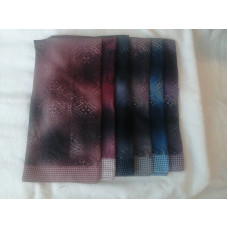 Жіночий платок з шерсті (Туреччина). Розмір 78×78 см. Теплий, м’який, у стильних візерунках.