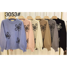 Жіночий светр , кашемір. Розмір 48-52. М’який, теплий, елегантний. Модель з високим горлом і об’ємними рукавами. Асорті кольорів.