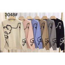 Жіночий светр , кашемір. Розмір 48-52. М’який, теплий, елегантний. Модель з високим горлом і об’ємними рукавами. Асорті кольорів.