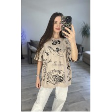 жіноча футболка Розміри: onesize  Матеріал: турецький трикотаж кулір високої якості  